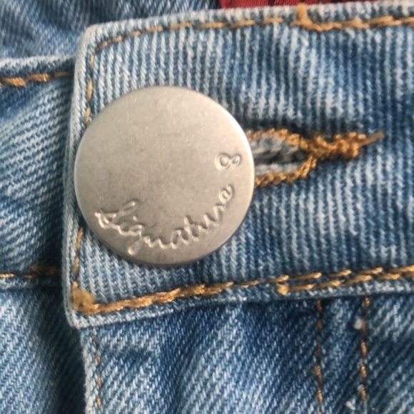 Signature 8 Ripped Distressed Blue Wash Denim Mini Skirt, Size Medium - Picture 3 of 9